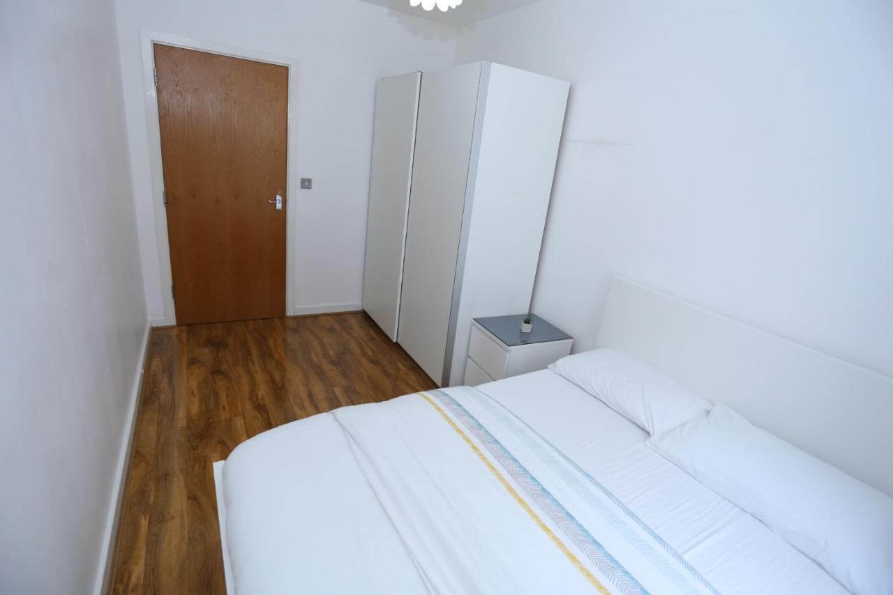 Lovely 2 Bed 2 Toilet Hill House River View Apartment London Exterior foto